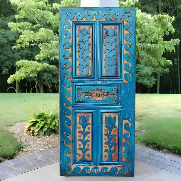 Mavi Ahşap Kapı Tasarımı