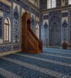 Ahşap Cami Minberi – El Oyması İslami Motifli Cami Minberi